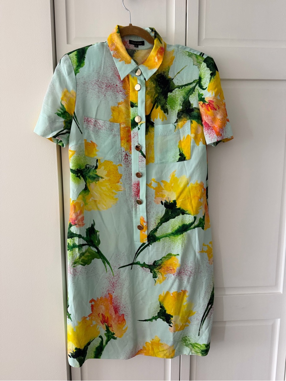 Escada "Dallinata" Mint Floral Viscose Shirt Dress - Size 38 like new - Picture 3 of 16